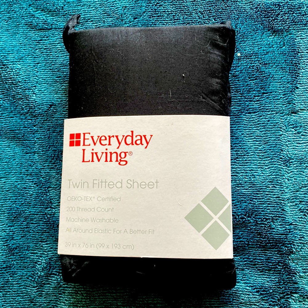Everyday living twin fitted sheet